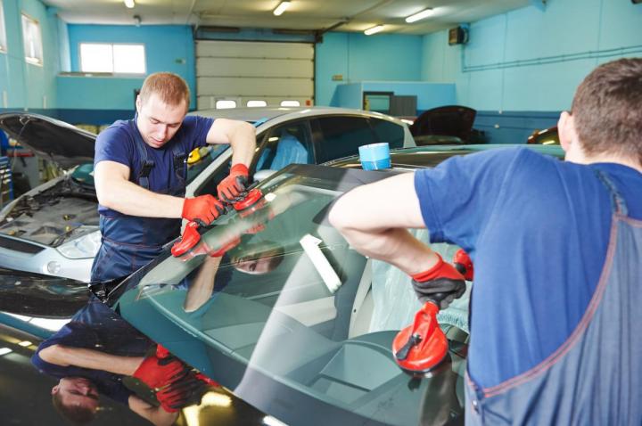 Mobile Auto Glass Services