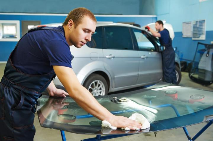 Windshield Replacement, Doral