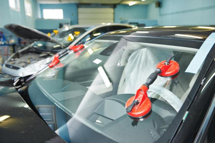 Auto Glass Replacement Miami